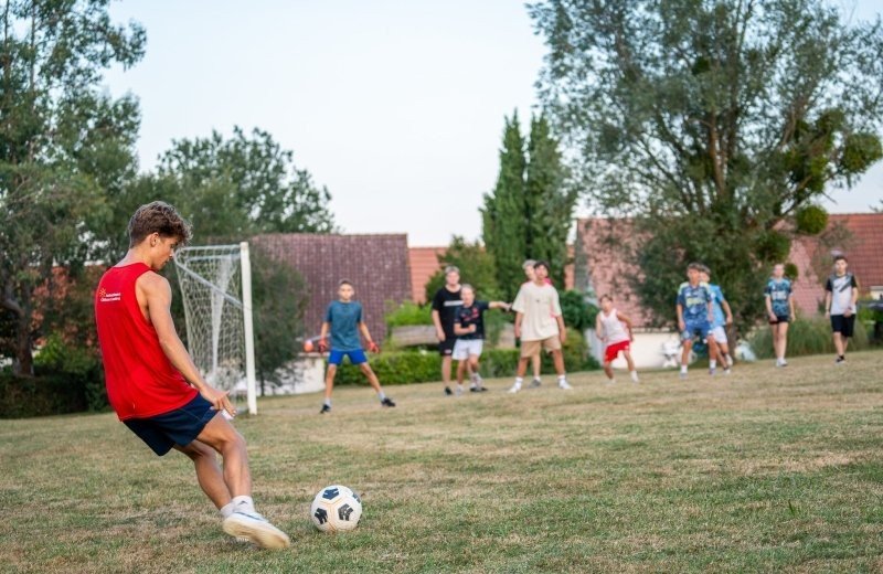 Voetbalveld